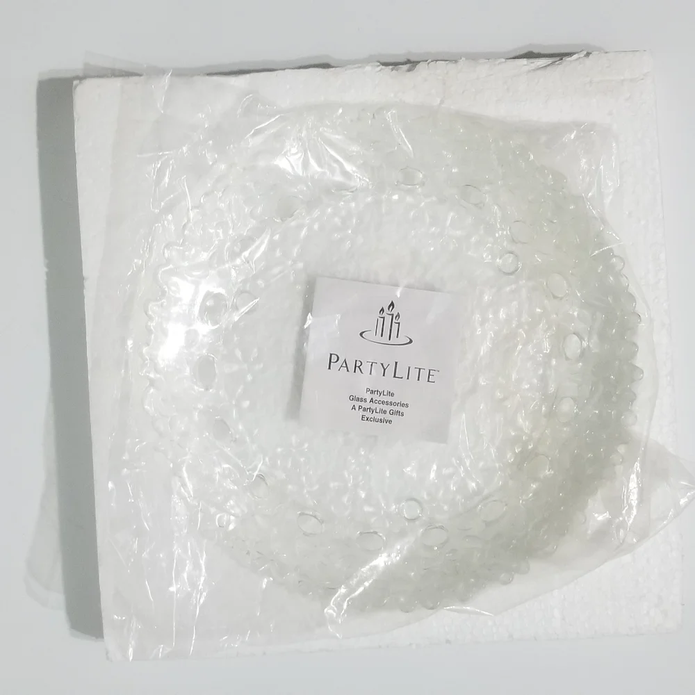 PartyLite Candle Holder, Pillar Tray, Retired, Flower, Clear NIB - Picture 8 of 12